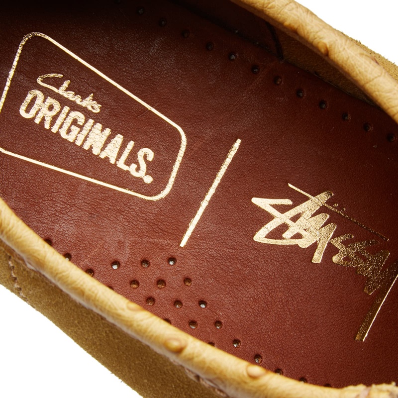 Golden Brown Stüssy x Clarks Originals Wallabee | C26108971